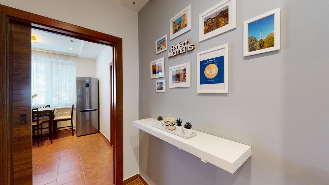 2Br Apt With Free Garage Parking, Close To The Historic Centre Братислава Экстерьер фото